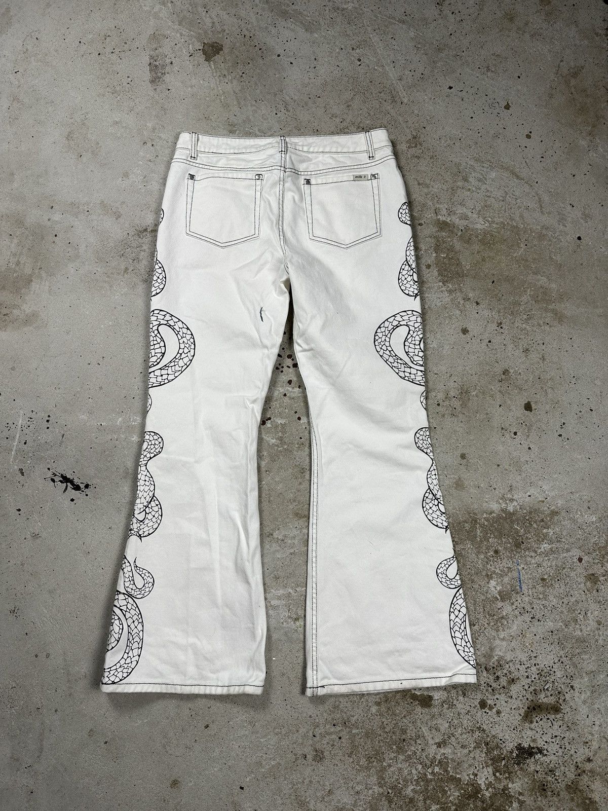 If Six Was Nine × Japanese Brand × Vintage Vintage White Bootcut Snake Print Flared Denim Pants Size US 32 / EU 48 - 2 Thumbnail