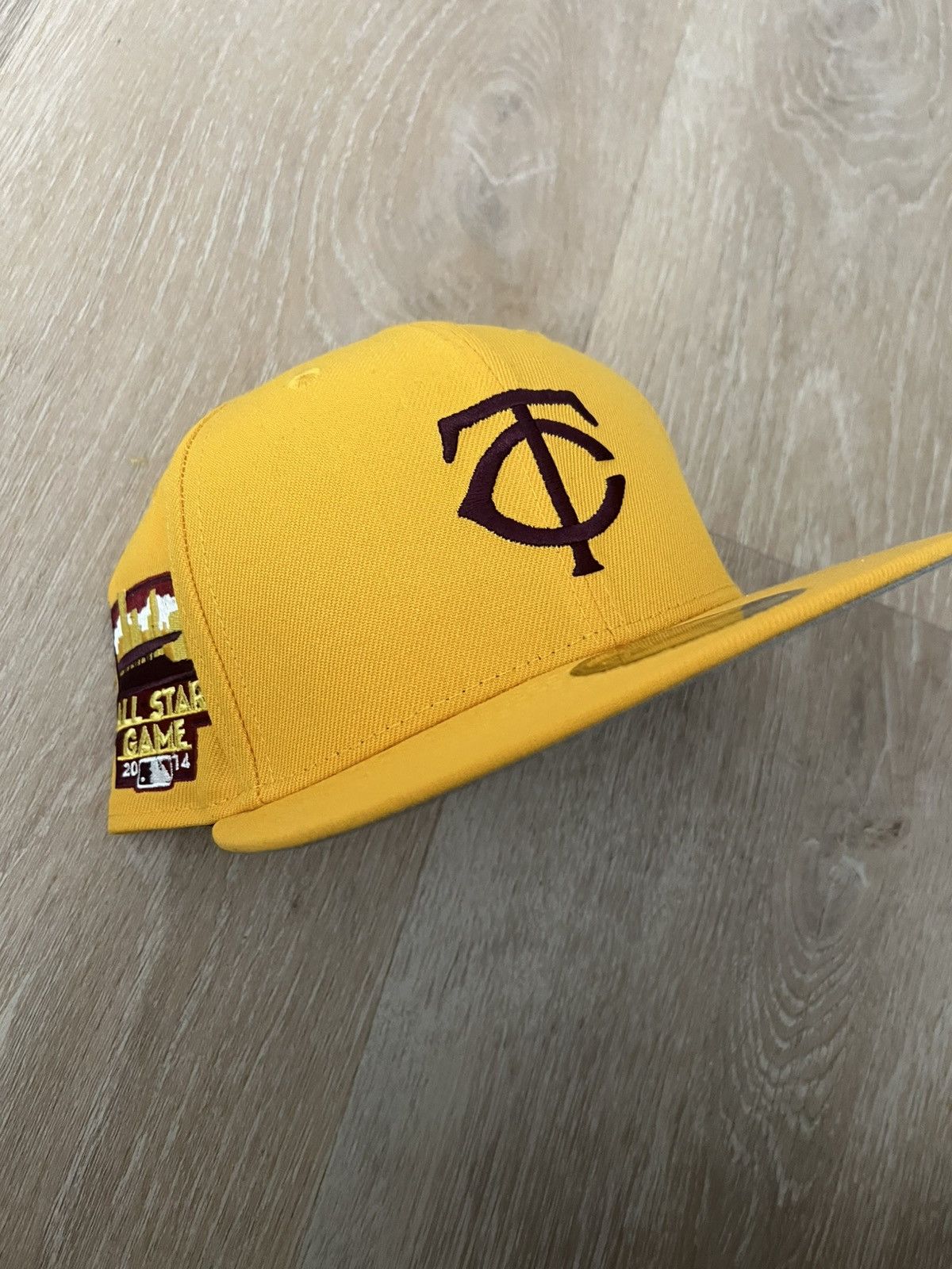 New Era Minnesota Twins 7 1/4 Size ONE SIZE - 1 Thumbnail
