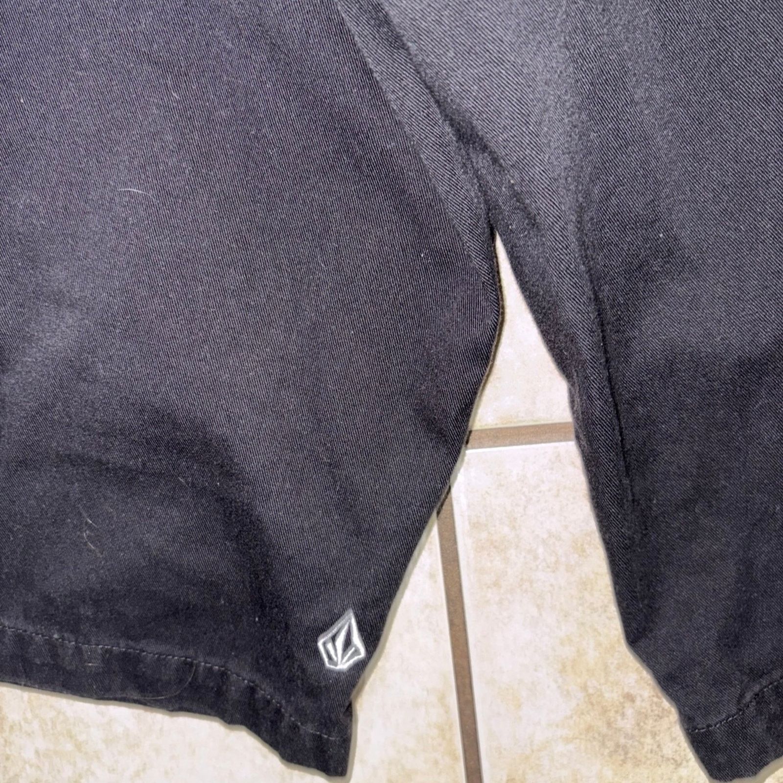 Volcom Volcom stone shorts Y2K black size 34 Size US 34 / EU 50 - 6 Thumbnail