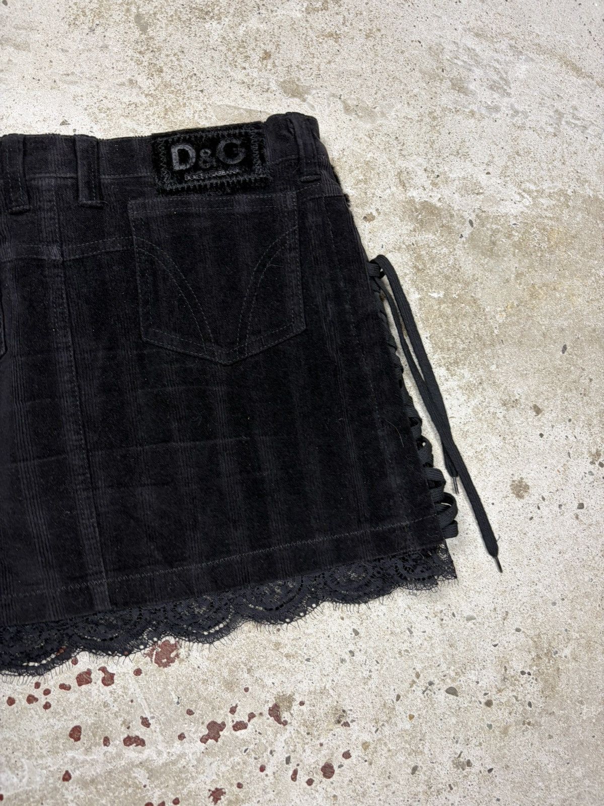 Dolce & Gabbana Vintage Dolce & Gabbana Fur Lace Up Mini Skirt Corset Size 27" / US 4 / IT 40 - 14 Thumbnail