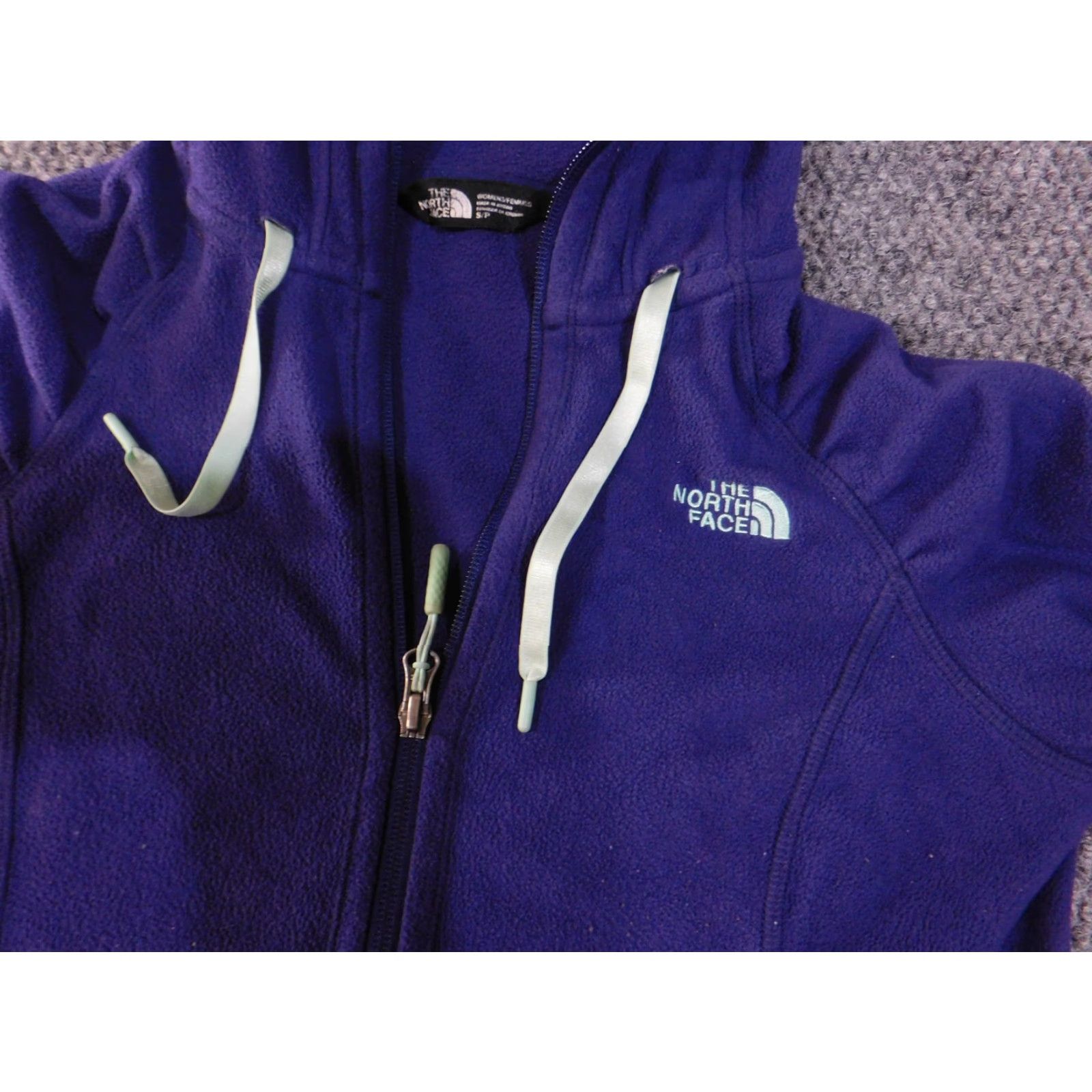 The North Face The North Face Jacket Womens Small Purple Fleece Hooded Full Zip Lightweight Outdoor Casual Size S / US 4 / IT 40 - 4 Thumbnail