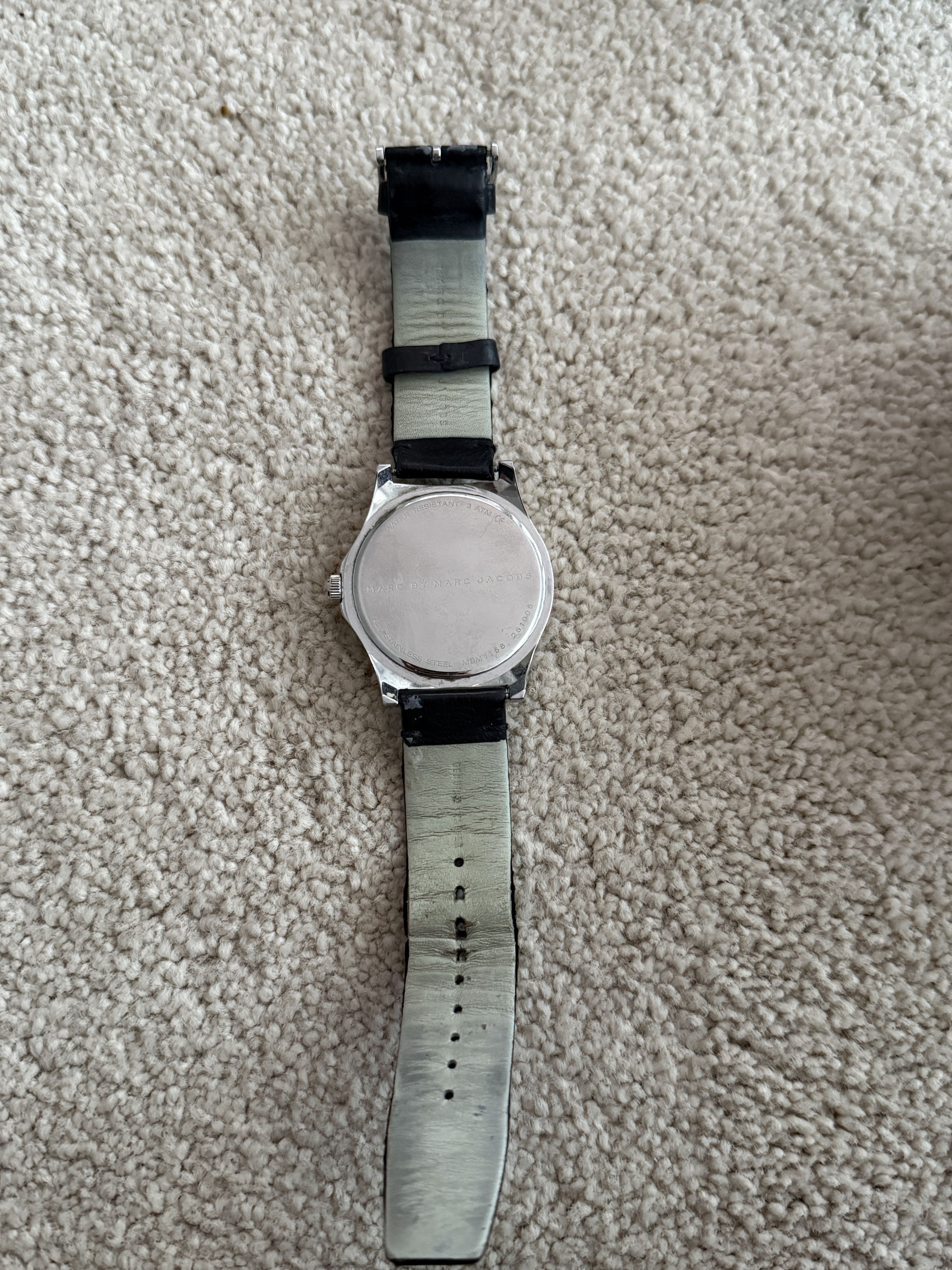 Marc by Marc Jacobs Marc by Marc Jacobs SS Funny Faces Black Watch Cute Size ONE SIZE - 6 Thumbnail