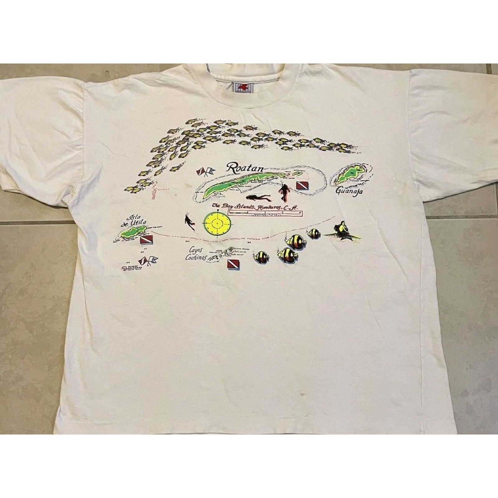 Vintage VINTAGE Honduras Islands Shirt S Mens White Boxy 90s Surf Beach Grunge Faded Ocean Pacific TF Hawaii Ocean Size US S / EU 44-46 / 1 - 2 Thumbnail