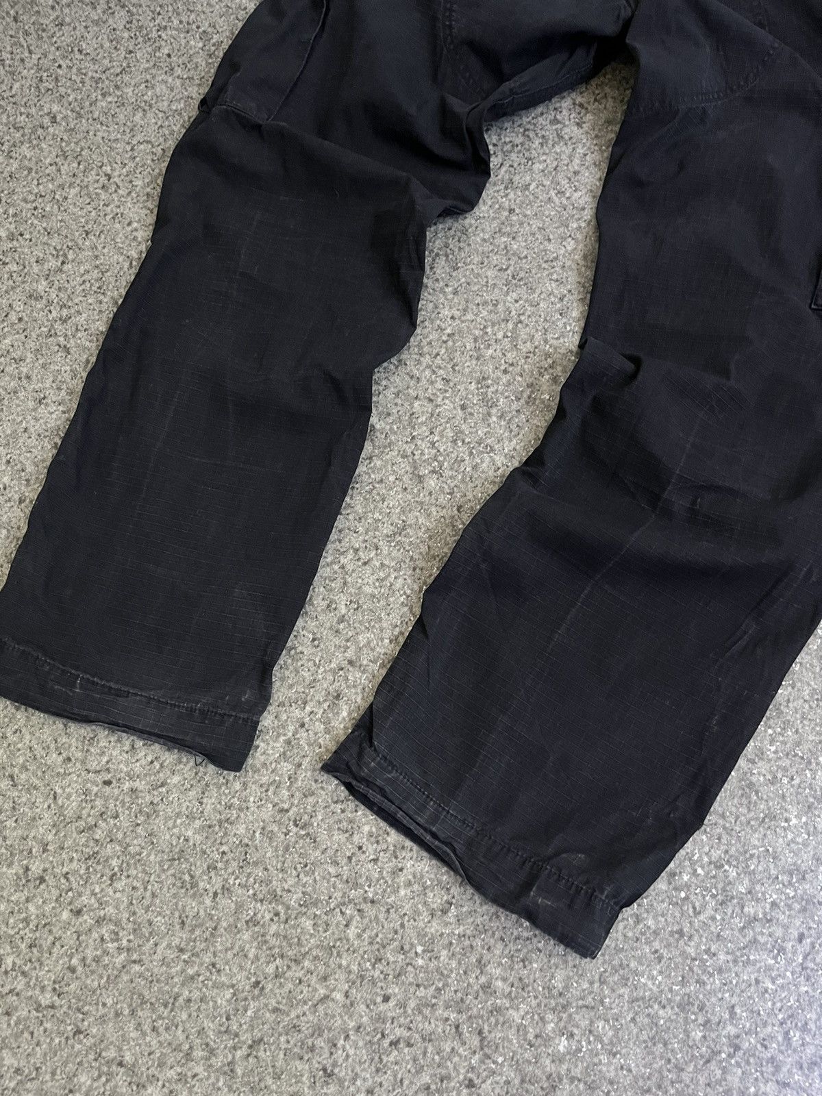 Carhartt × Carhartt Wip Distressed Carhartt cargo pants w32 l32 Size US 32 / EU 48 - 12 Thumbnail