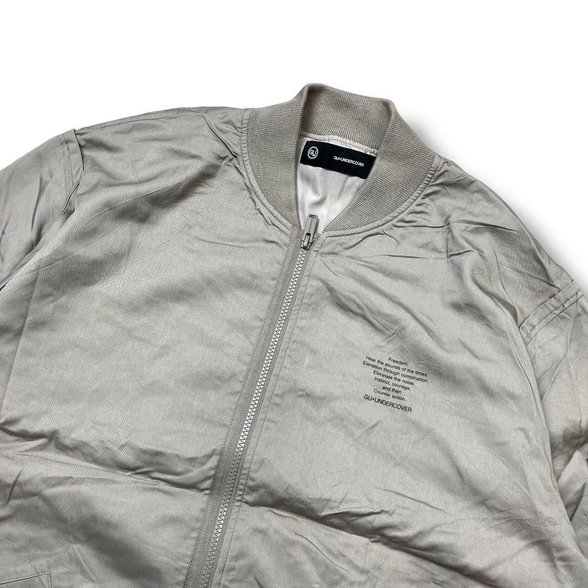 Undercover RARE Archive Japan 🖤 GU × UNDERCOVER Skull Bomber Jacket Size US L / EU 52-54 / 3 - 4 Thumbnail