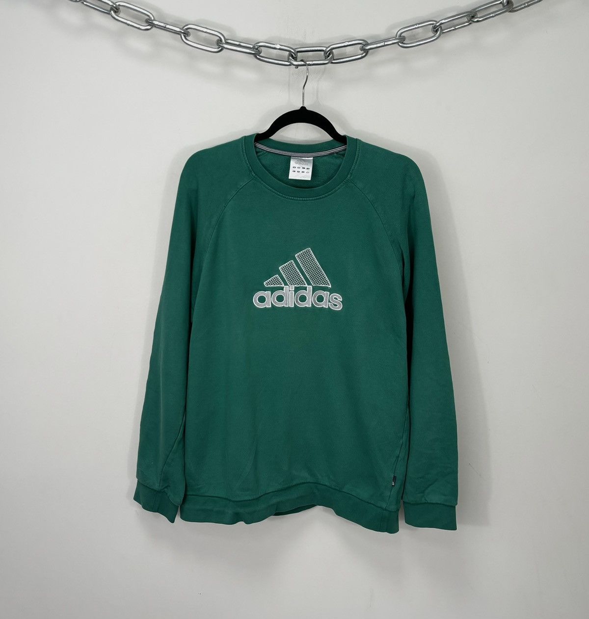 Adidas Vintage Adidas Y2K Big Embroidered Logo Sweatshirt Size US M / EU 48-50 / 2 - 1 Thumbnail