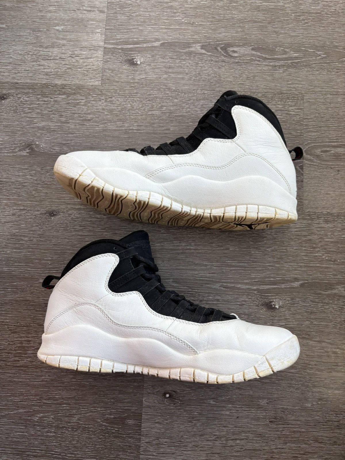 Jordan Brand Air Jordan 10 Retro “I’m back” **PRE-OWNED** REP. BOX Size US 12 / EU 45 - 2 Thumbnail