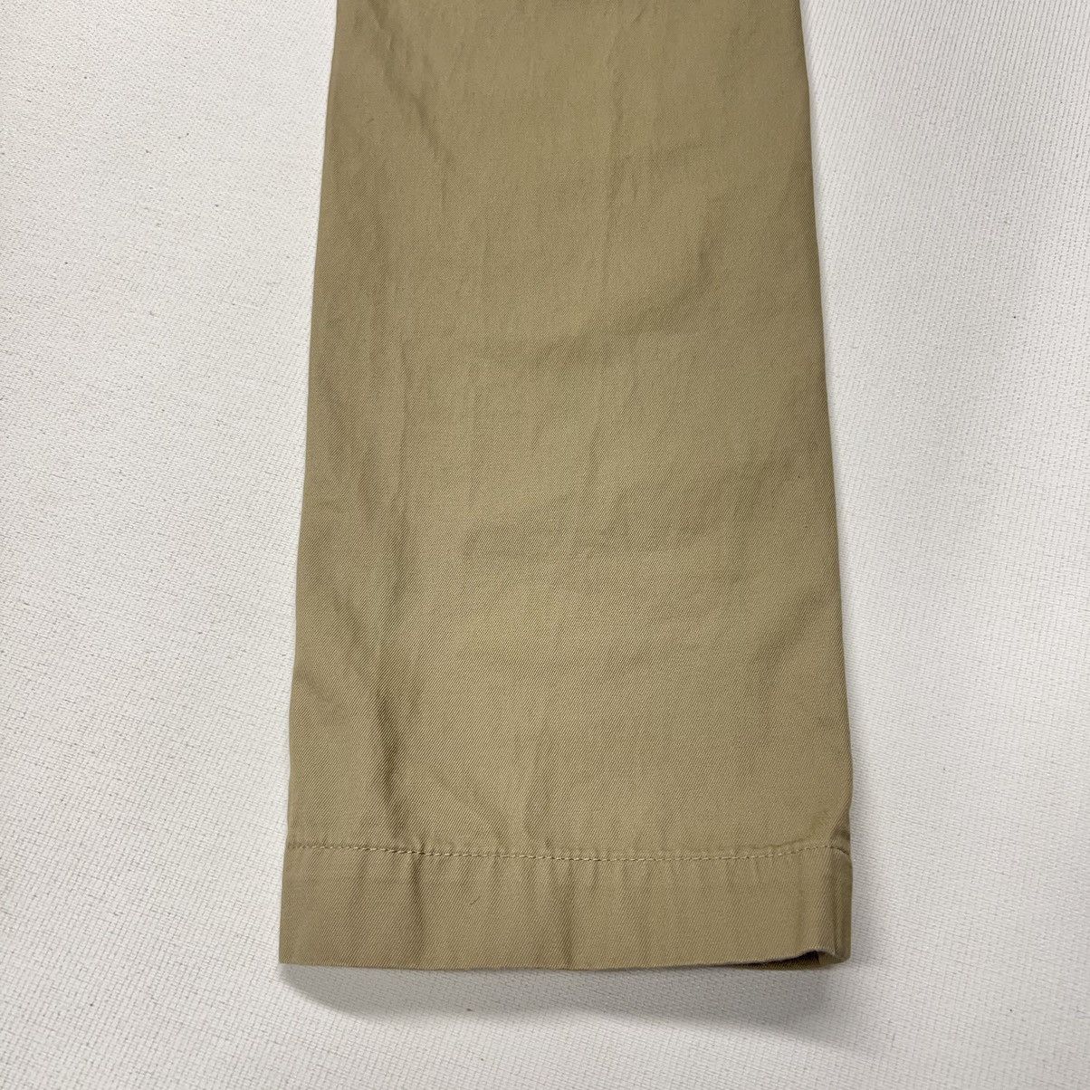 Banana Republic Banana Republic Chino Pants Khaki Aiden Slim Casual Beige Size US 29 - 14 Thumbnail