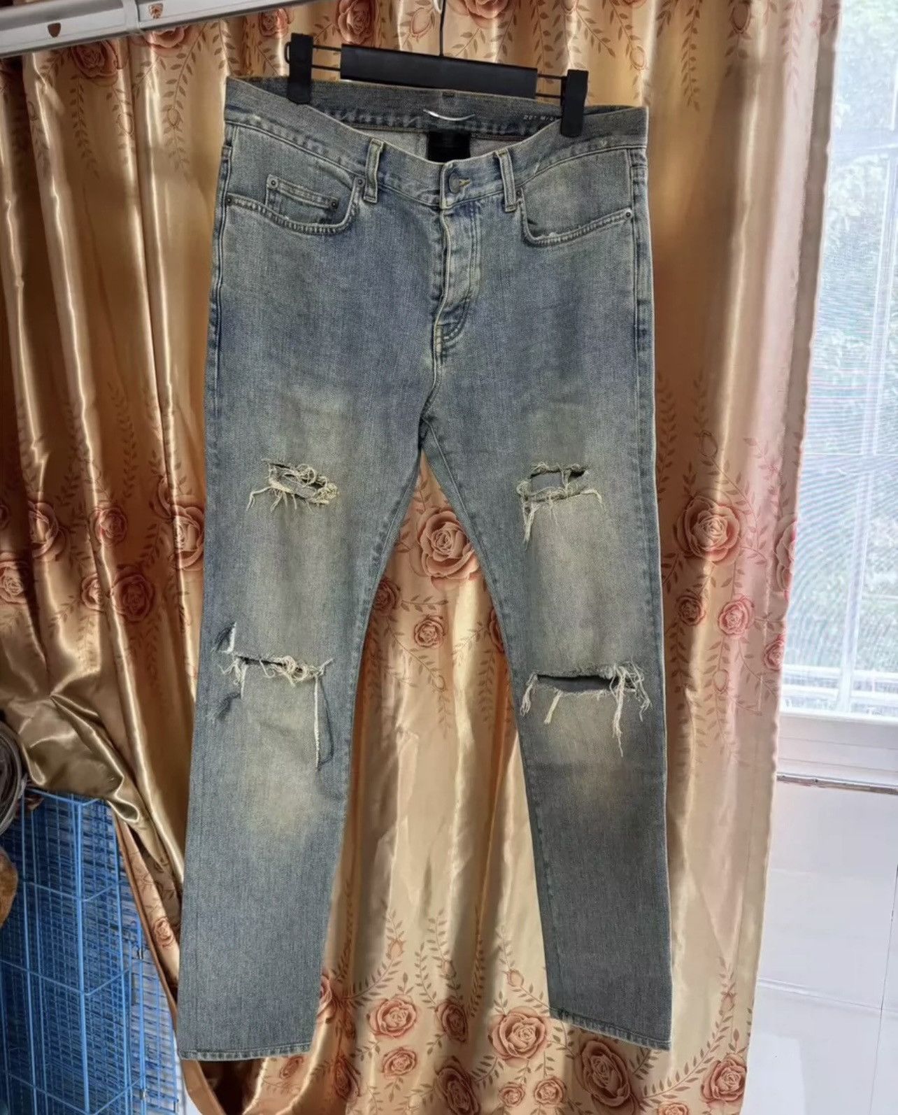 Saint Laurent Paris Saint Laurent Paris 14ss Light Blue Jeans 32 Size US 32 / EU 48 - 1 Thumbnail