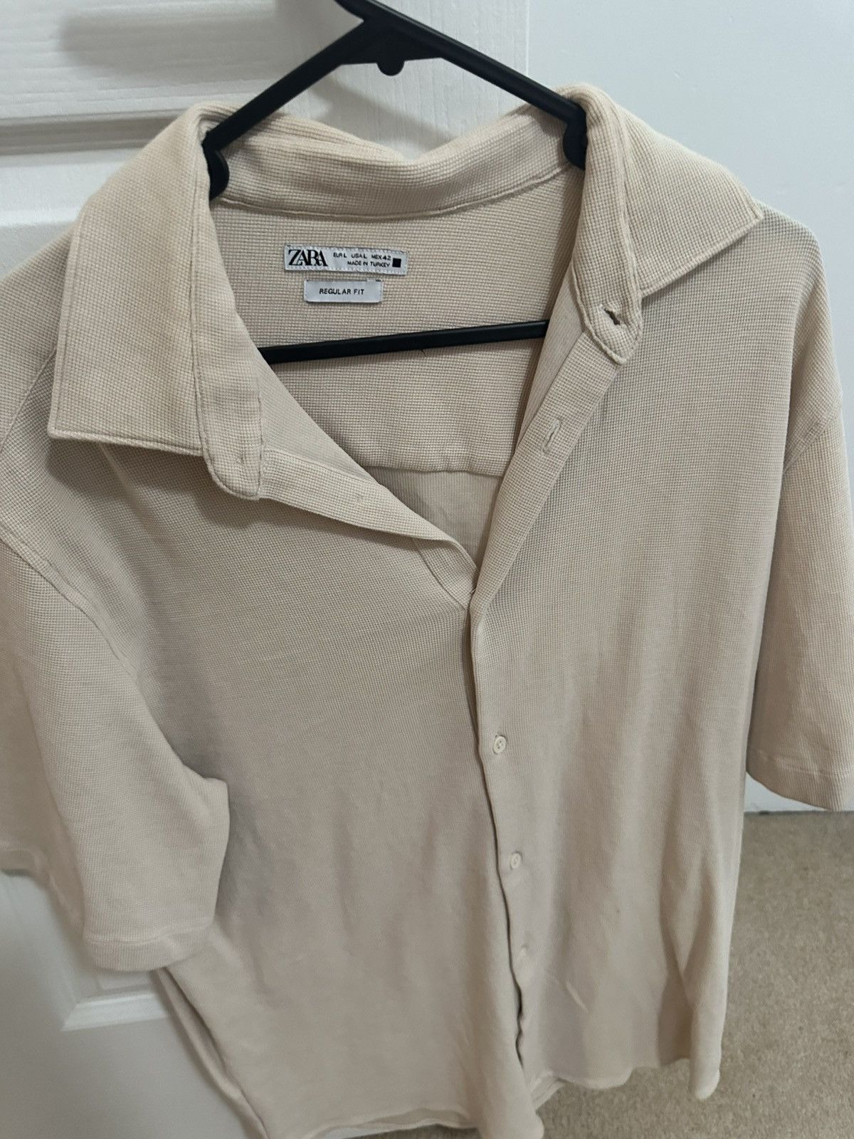 Zara Zara t shirt buttons Size US XL / EU 56 / 4 - 1 Thumbnail