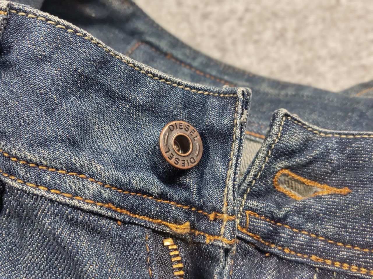 Diesel Vintage Diesel Y2K Style Mini Skirt Washed Faded Denim Size 32" / US 10 / IT 46 - 16 Thumbnail