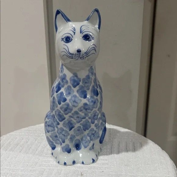 Other Blue and White Ceramic Cat Figurine Size XS / US 0-2 / IT 36-38 - 1 Thumbnail