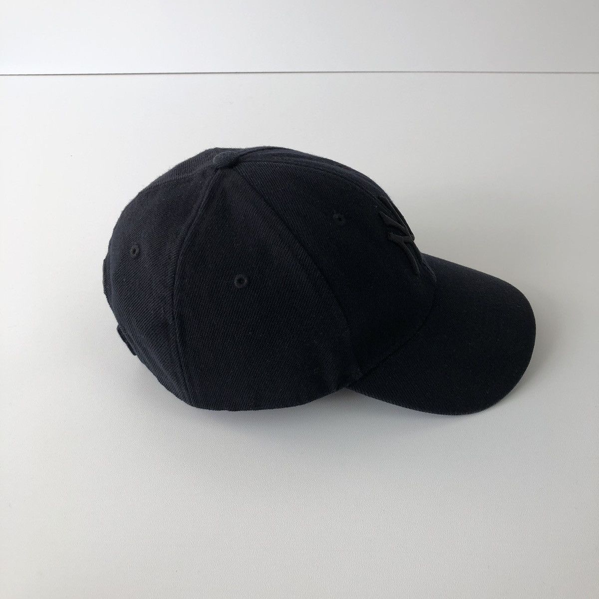 New York Yankees Nike Team NY 05’ New York Yankees Vintage Wool Cap Black Size ONE SIZE - 5 Thumbnail