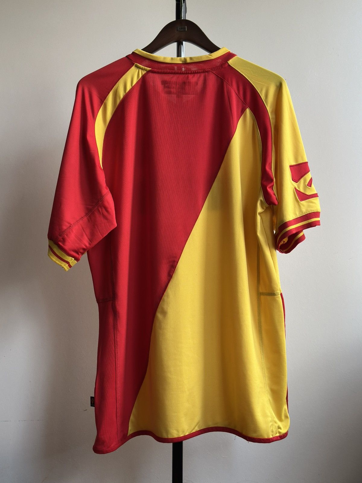 Vintage Vintage ACR Messina 2005/06 Soccer Jersey Football Shirt Size US XL / EU 56 / 4 - 9 Thumbnail