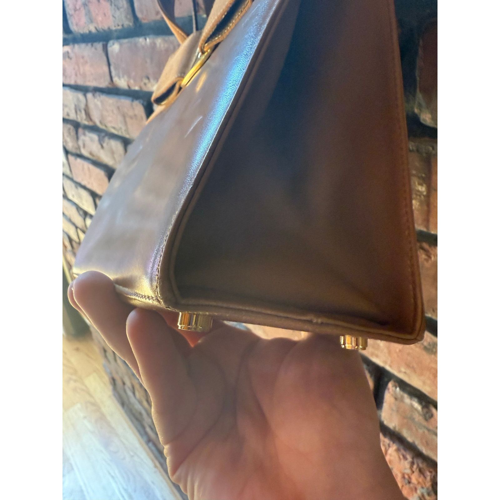 Salvatore Ferragamo Salvatore Ferragamo Vara Ribbon 2-Way Handbag in camel Size ONE SIZE - 5 Thumbnail