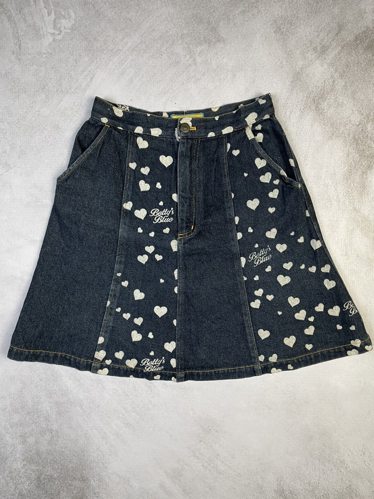 Angel Blue 2000s Bettys Blue Shinji Abe Flare Midi Skirt Gyaru Size 25" / US 0 / IT 36 - 1 Thumbnail
