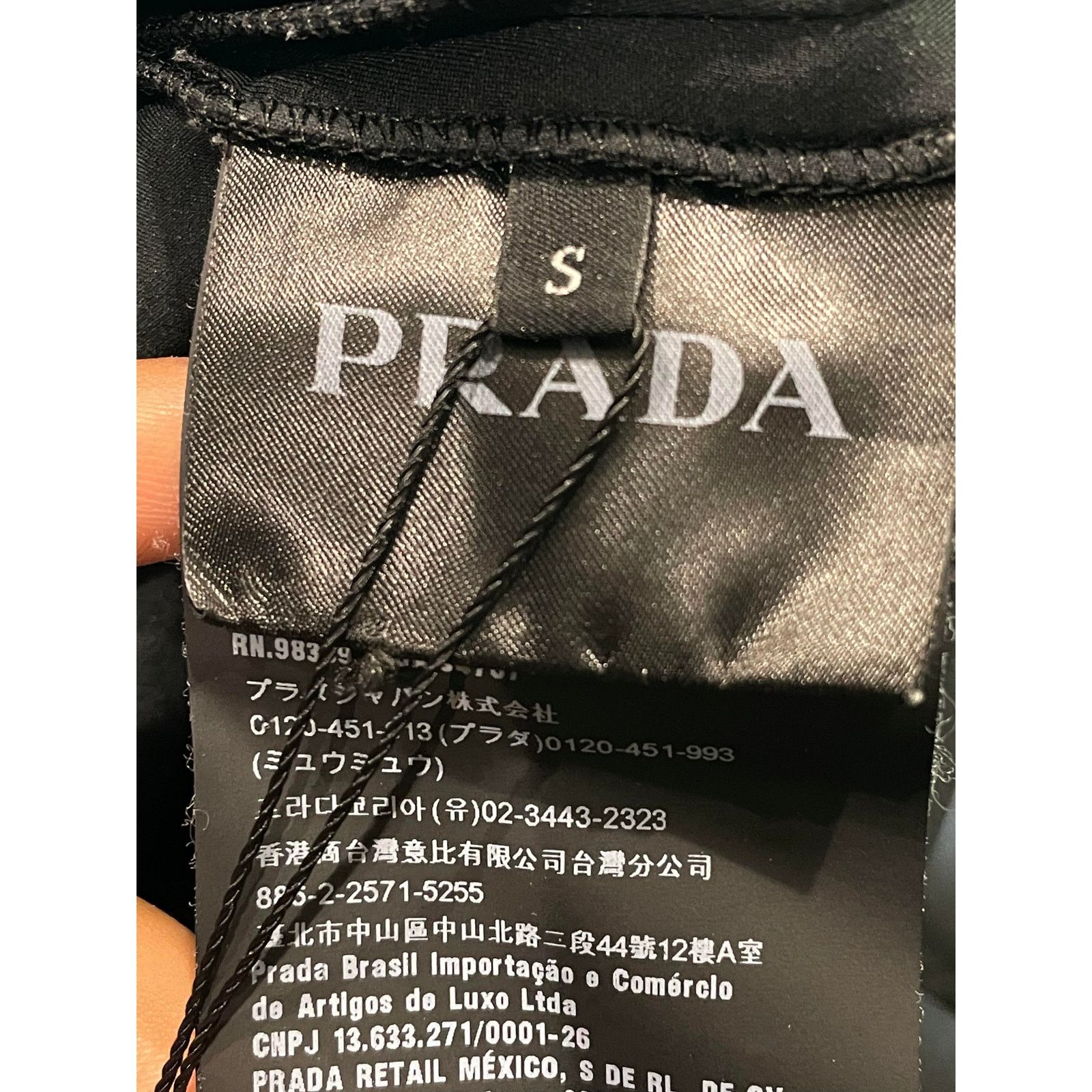 Prada Prada Black & Red Sweater Size US S / EU 44-46 / 1 - 3 Thumbnail