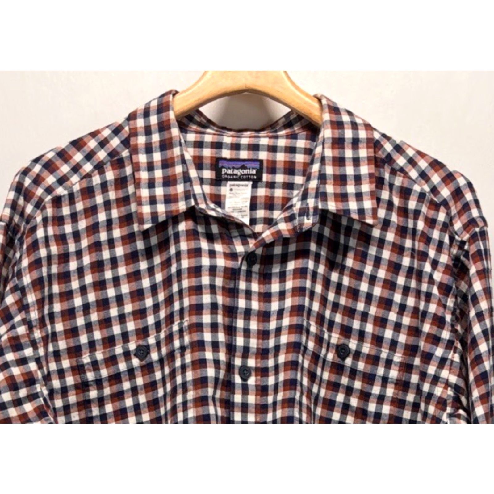 Patagonia Patagonia Organic Cotton Button-Down Flannel Shirt Sz X-Large Mens Plaid Navy Size US XL / EU 56 / 4 - 3 Thumbnail
