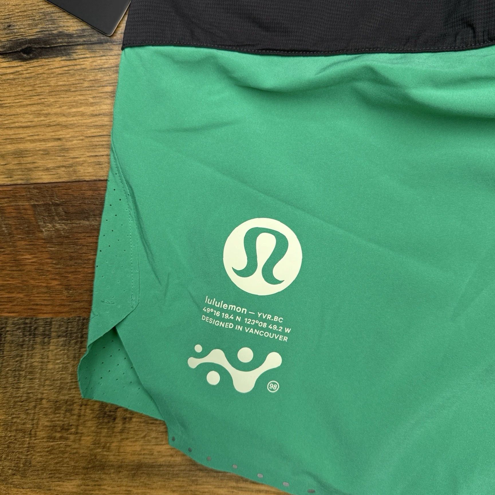 Lululemon Lululemon Road To Trail Shorts Mens Medium Green New Size US 31 - 7 Thumbnail