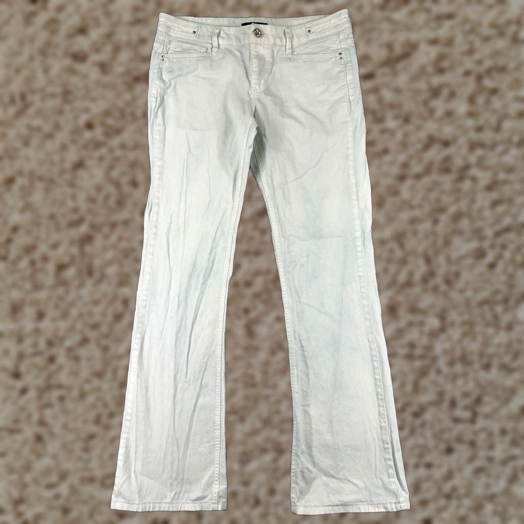 White House Black Market White House Black Market Jeans Women 8 White Denim Bootcut Cotton Blend Size 30" / US 8 / IT 44 - 1 Thumbnail
