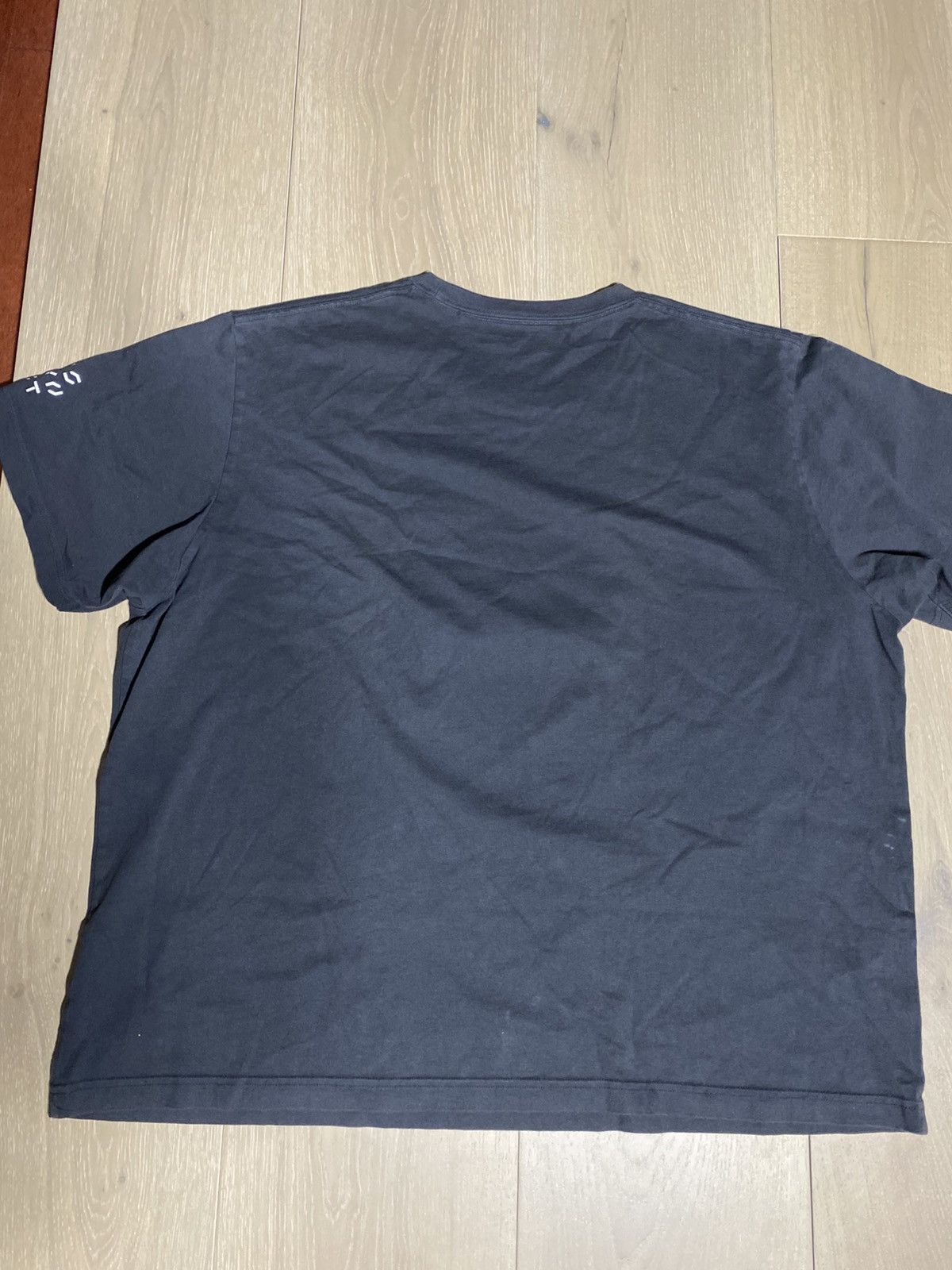 Kaws × Uniqlo Kaws Tokyo First Uniqlo Shirt Size US XXL / EU 58 / 5 - 5 Thumbnail