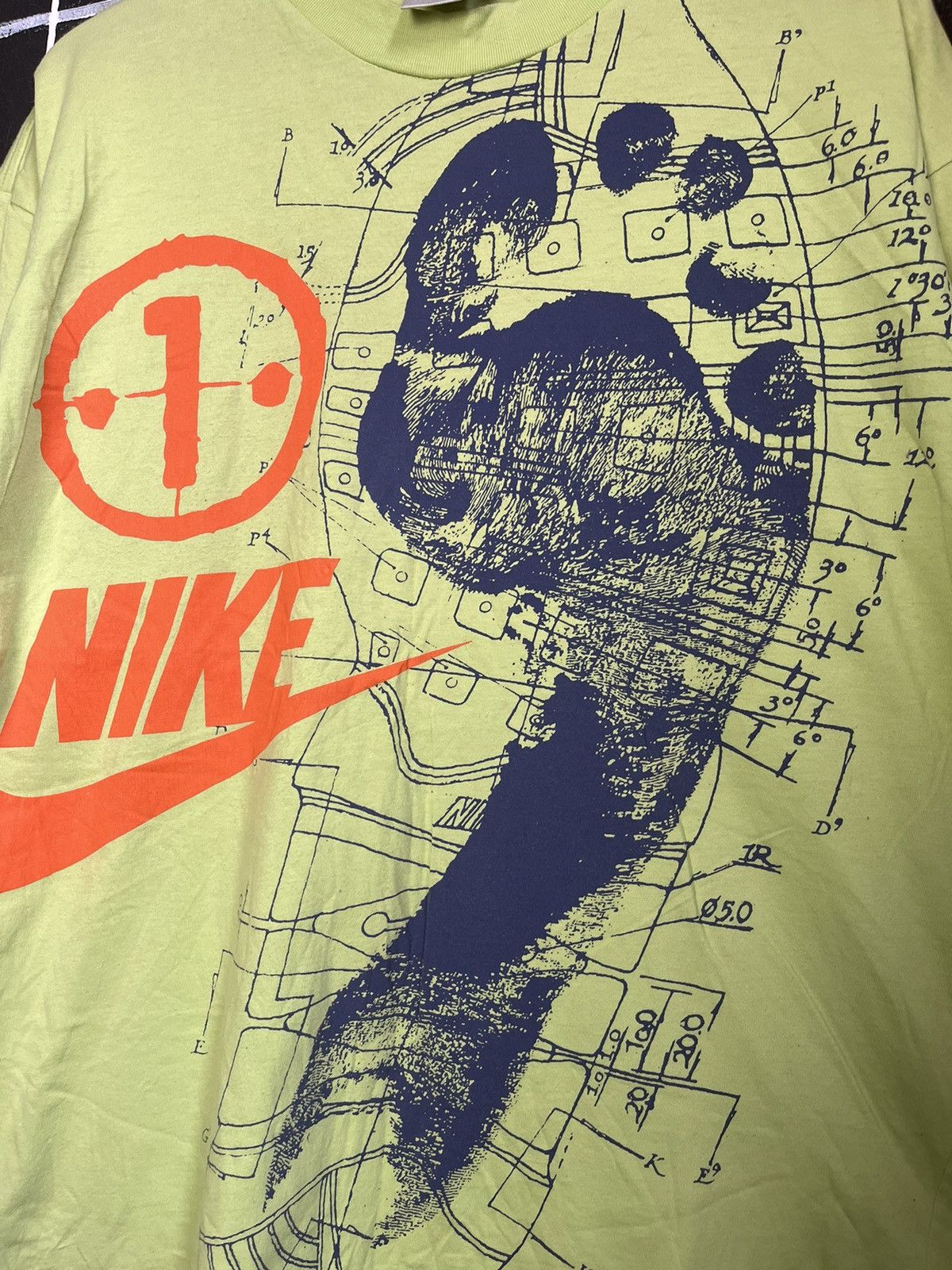 Nike × Vintage Vintage 90s Nike Logo Style T-shirt Size US L / EU 52-54 / 3 - 3 Thumbnail
