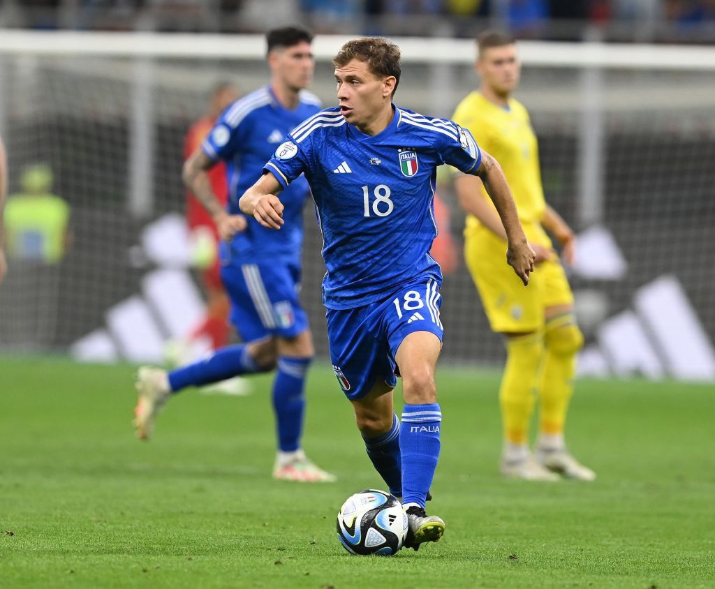 Adidas ITALY ADIDAS 2022/2023 FOOTBALL HOME JERSEY #18 BARELLA Size US L / EU 52-54 / 3 - 13 Thumbnail