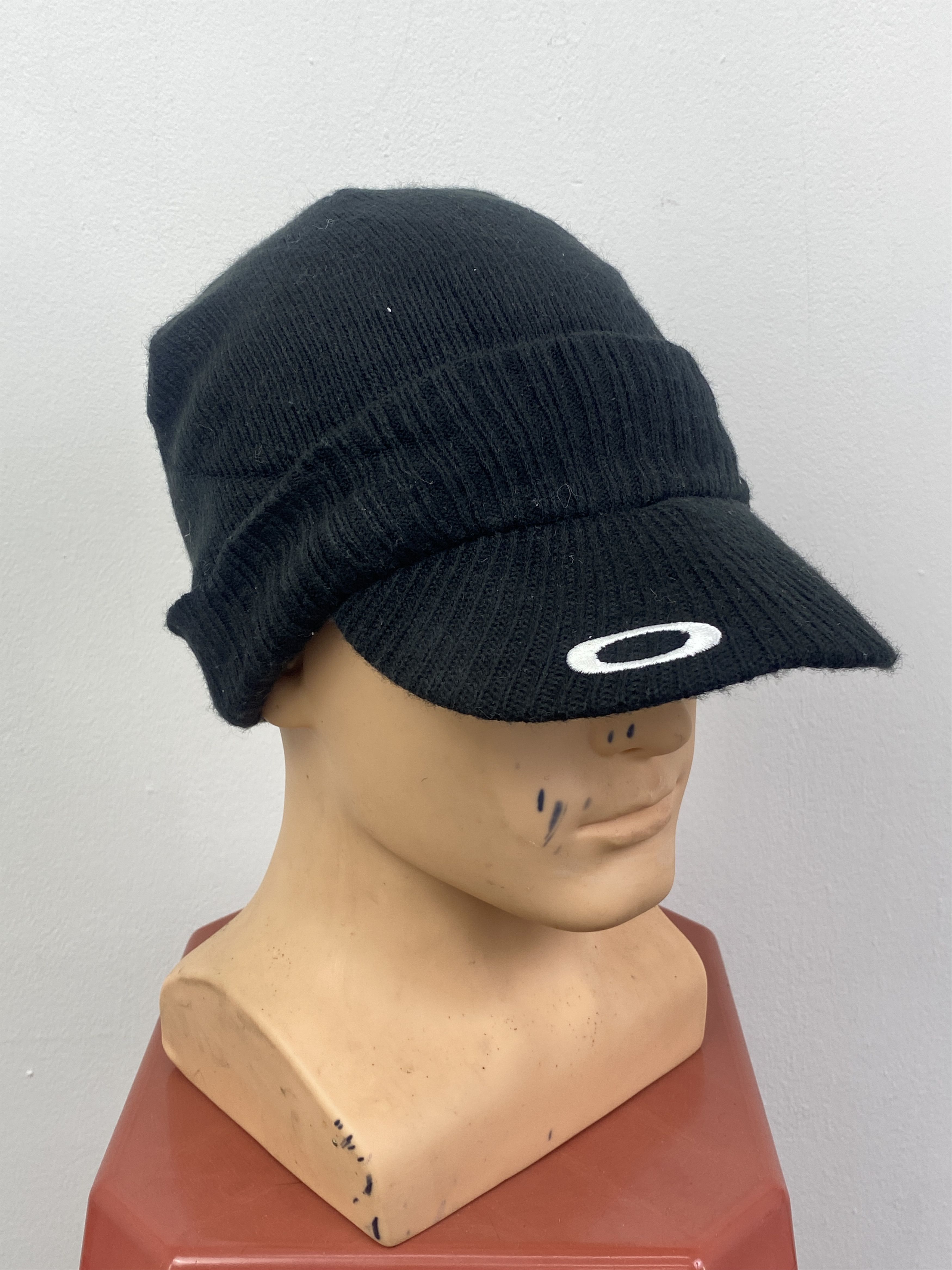 Oakley Oakley Visor Beanie / Winter Hat / Snow Cap BA0083 Size ONE SIZE - 2 Thumbnail