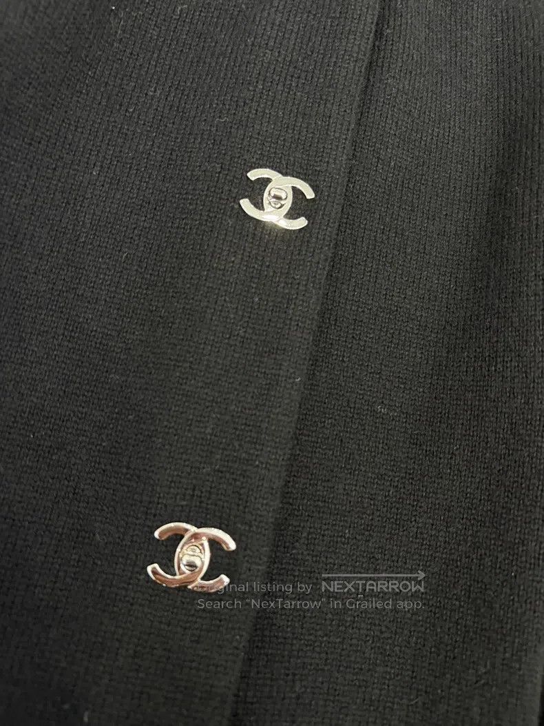 Chanel Chanel Black schoolbag button knitted cardigan coat Size XS / US 0-2 / IT 36-38 - 3 Thumbnail