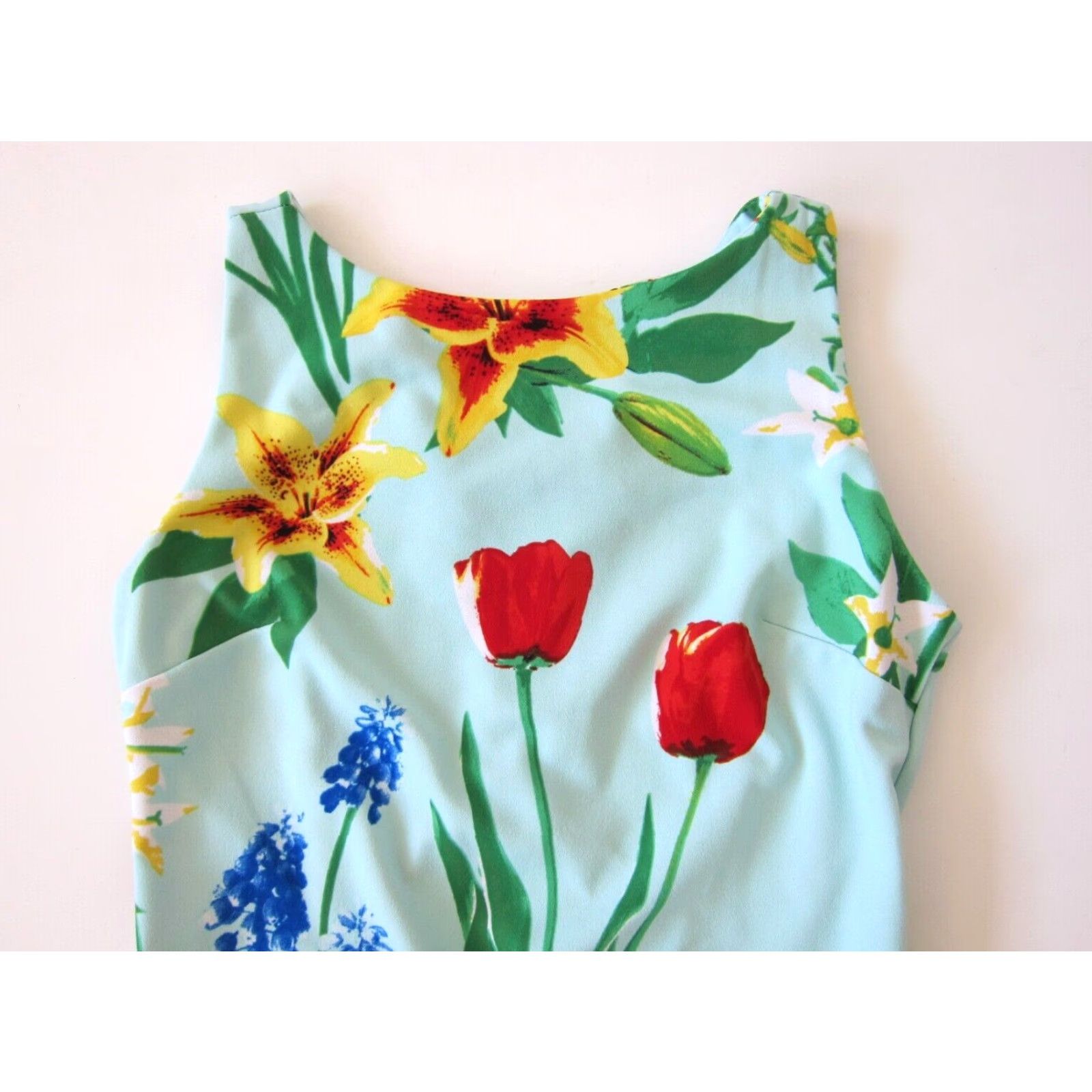 Vintage New York & Company Stretch Sleeveless Sheath Dress S Blue Tulip Flower Midi Dress Size S / US 4 / IT 40 - 3 Thumbnail