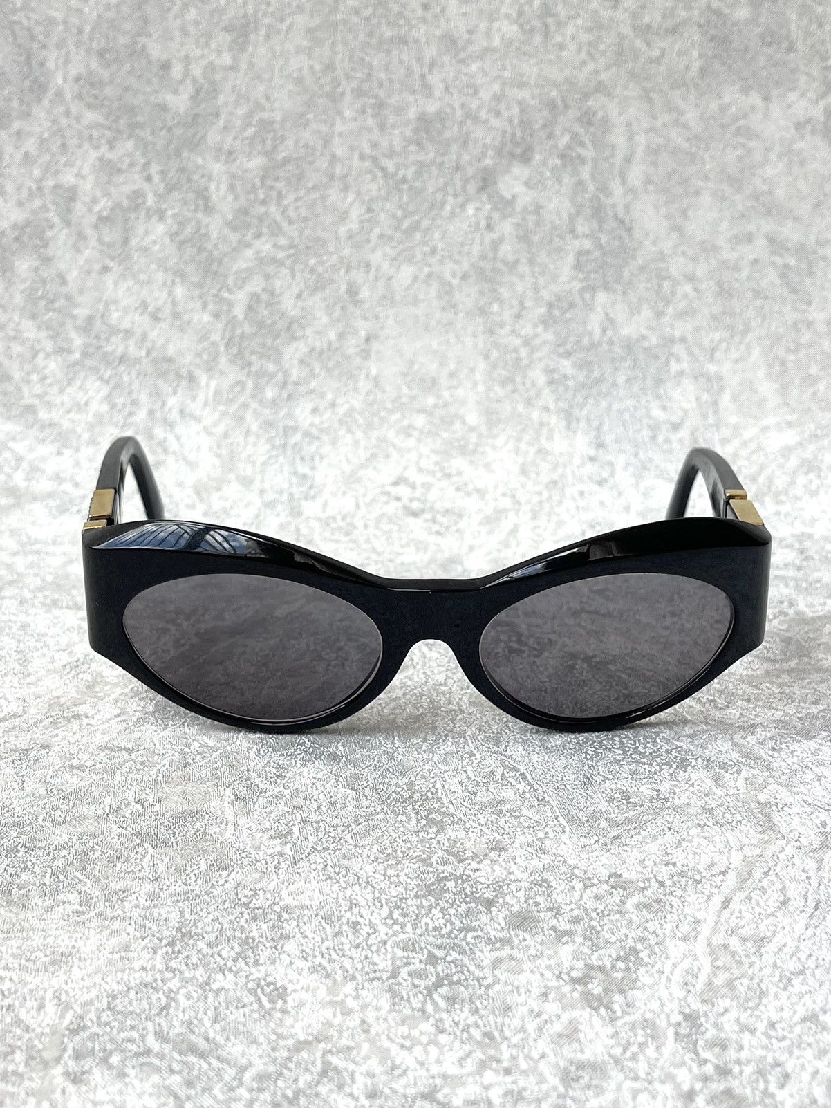 Versace 90s Vintage Gianni Versace T74/B Rhinestone Greca Sunglasses Size ONE SIZE - 12 Thumbnail