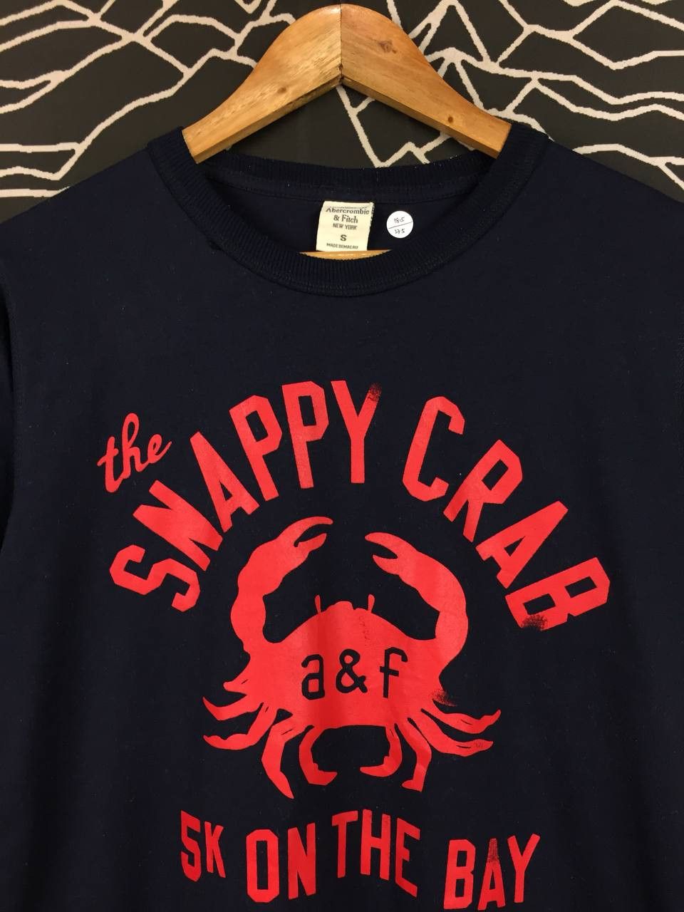 Abercrombie & Fitch Abercrombie & Fitch New York The Snappy Crab Crewneck Tee Size US S / EU 44-46 / 1 - 3 Thumbnail