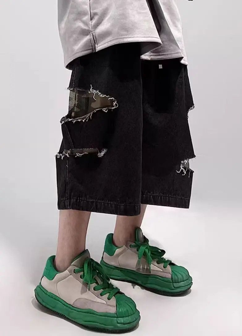 Japanese Brand × Jean Torn Retro Hip Hop Loose Shorts Size US 31 - 1 Thumbnail