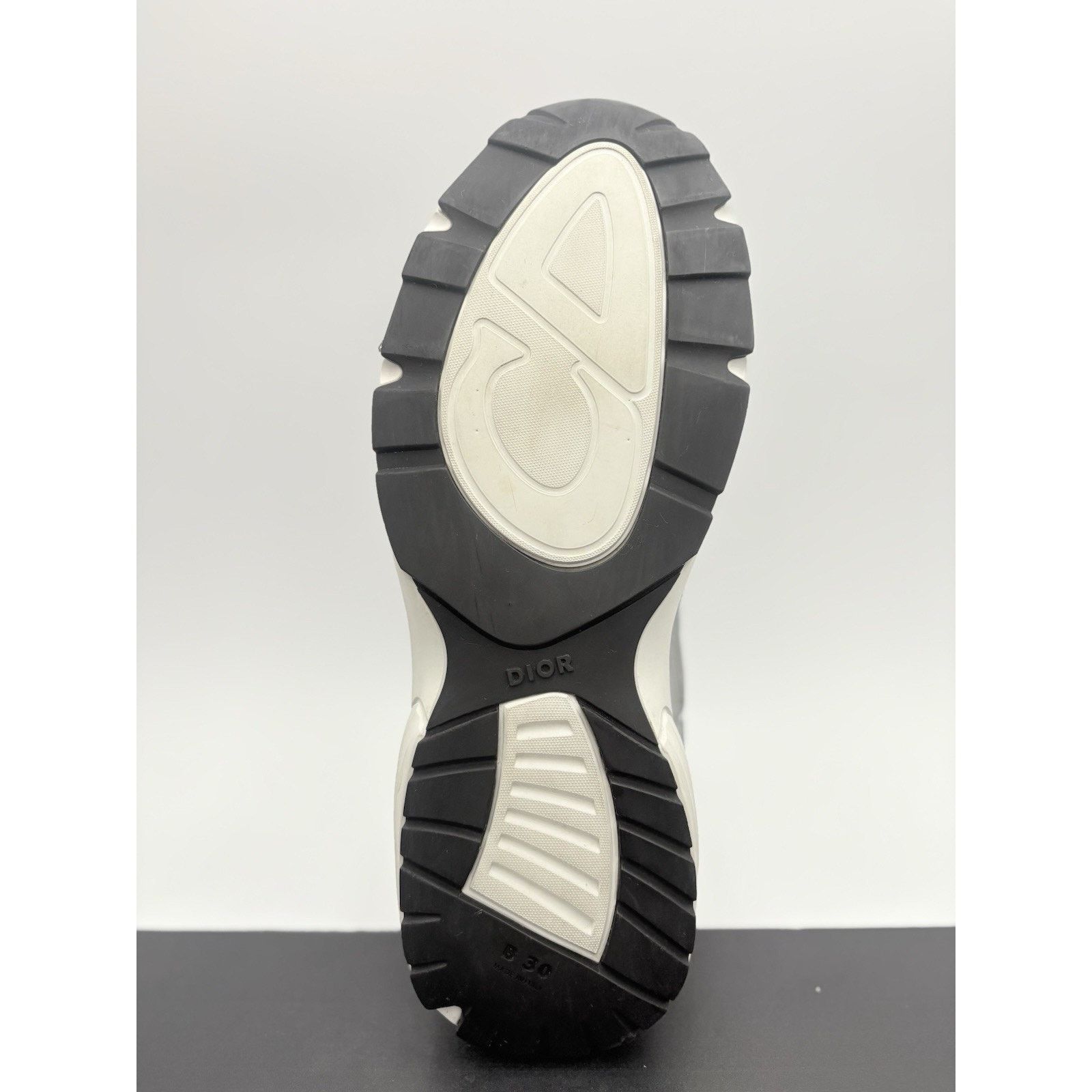 Dior Dior B30 Reflective Sneaker ' Blue Grey White '| SUPER CLEAN Size US 13 / EU 46 - 7 Thumbnail
