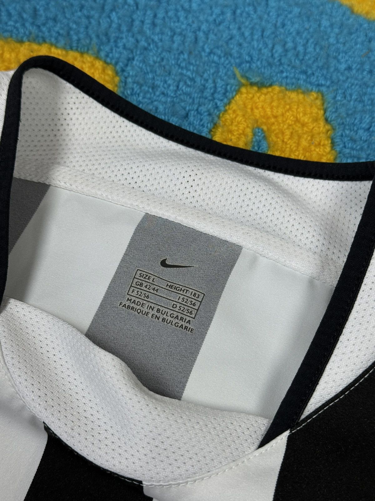 Nike Vintage Nike FC Juventus Home 2003/4 Soccer Jersey Size L Size US L / EU 52-54 / 3 - 12 Thumbnail