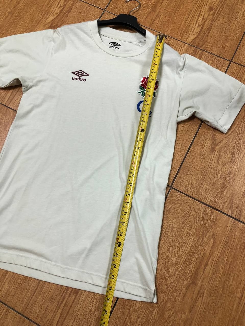 Umbro Vintage Y2K Jerseys Umbro white logo T-shirt streetwear Size US S / EU 44-46 / 1 - 9 Thumbnail