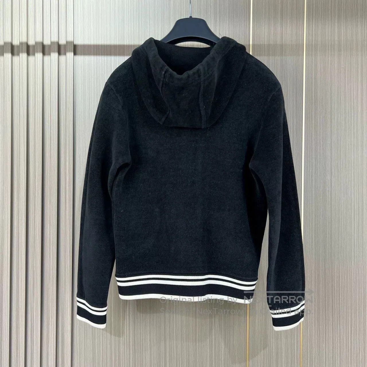 Louis Vuitton louis vuitton velvet embroidered zip hoodie. Size XS / US 0-2 / IT 36-38 - 2 Thumbnail