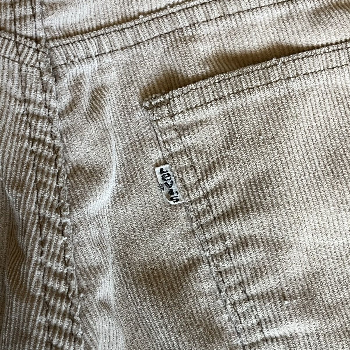 Levi's Vintage 1970s Levi’s Corduroy Bell Bottom Flare Jeans 27x28 Size US 27 - 4 Thumbnail