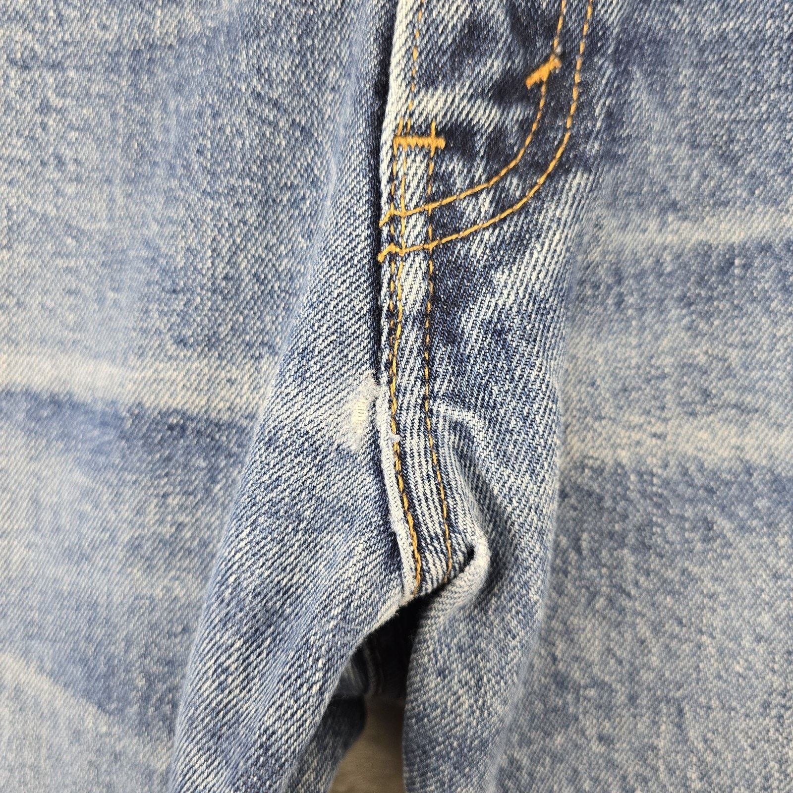 Levi's Levis 505 Jeans 40x30 Faded Whiskers Baggy Y2K Distressed Size US 40 / EU 56 - 4 Thumbnail