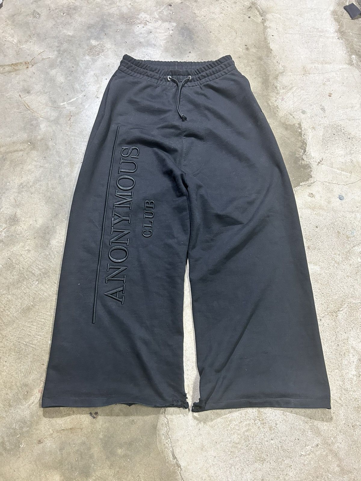 Anonymous club Heritage Logo Sweatpants