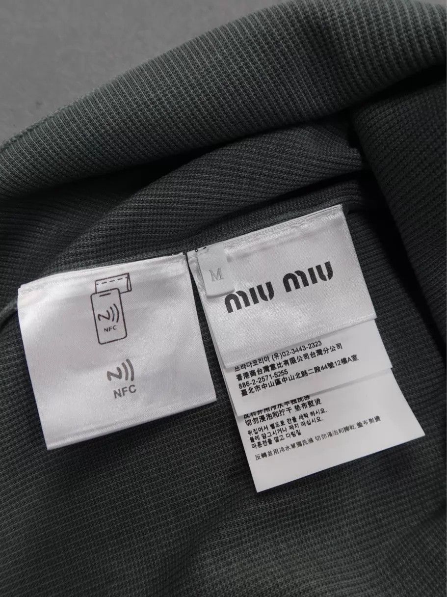 Miu Miu MIU MIU Women's Taupe Small Logo Knit Vest M Size M / US 6-8 / IT 42-44 - 4 Thumbnail