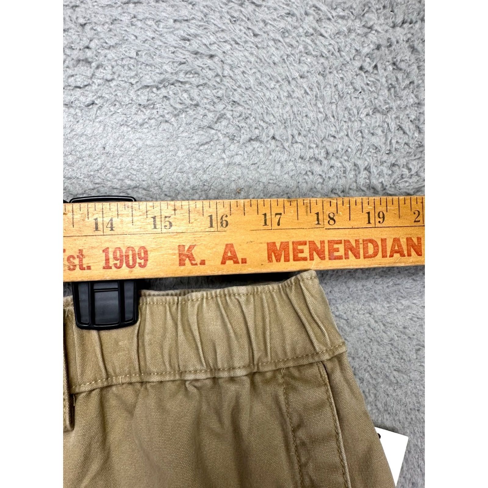 Izod Izod Saltwater Shorts Mens Large Tan Beach Cargo Chinos Elastic Waist Pocket NEW Size US 33 - 7 Thumbnail