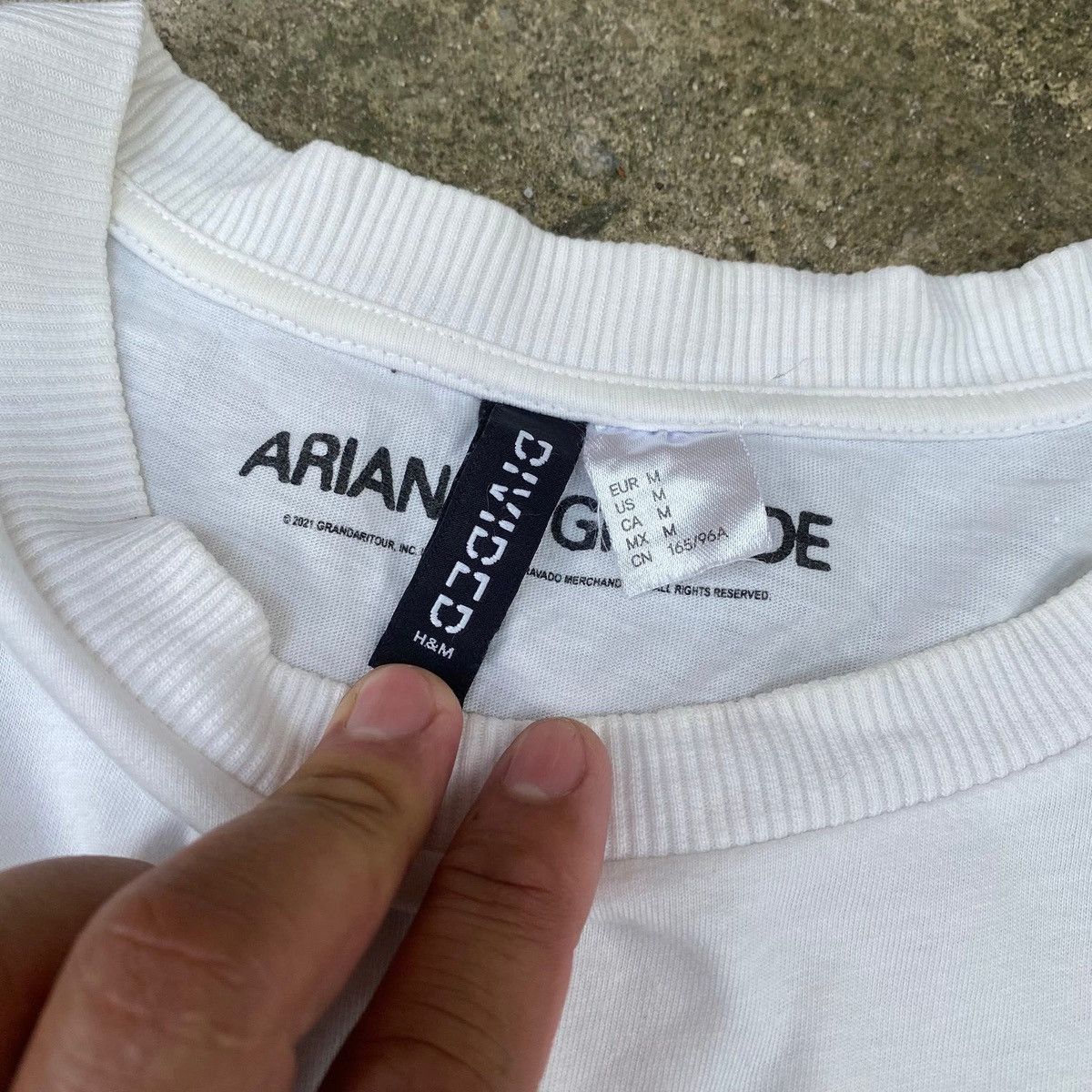 Band Tees RARE ‼️ Ariana Grande Size US M / EU 48-50 / 2 - 3 Thumbnail