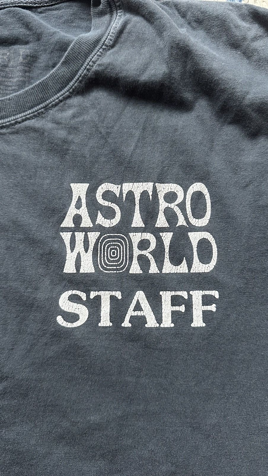 Travis Scott Astroworld Staff tee Size XL Size US XL / EU 56 / 4 - 4 Thumbnail