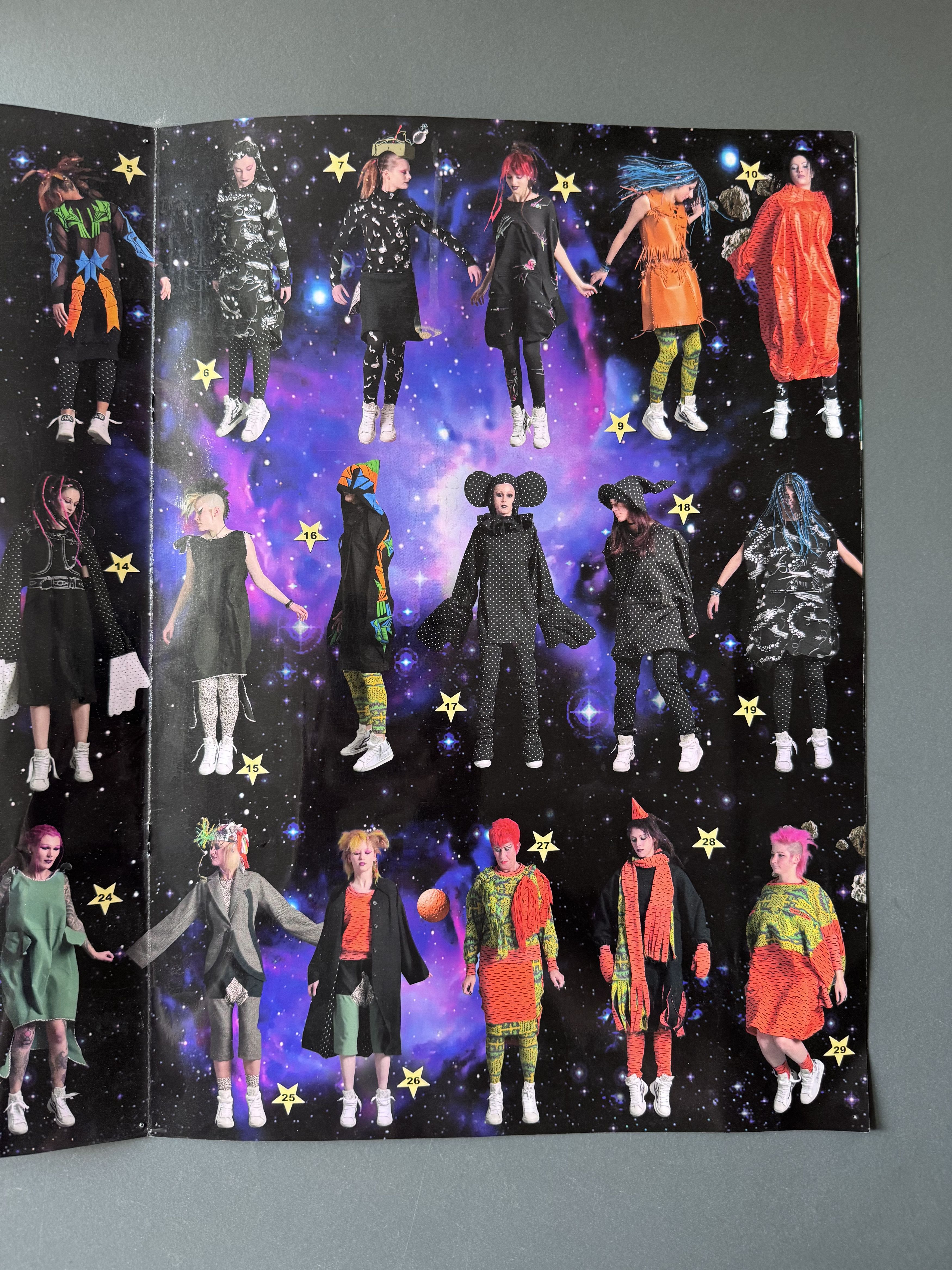 Bernhard Willhelm Bernhard Willhelm A/W 2005-2006 Lookbook Size ONE SIZE - 3 Thumbnail