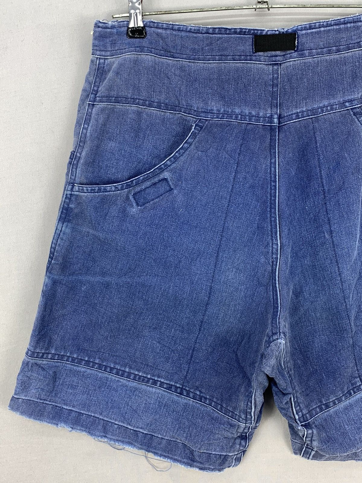 The North Face Vintage The North Face Distressed Short Pants Size US 31 - 10 Thumbnail