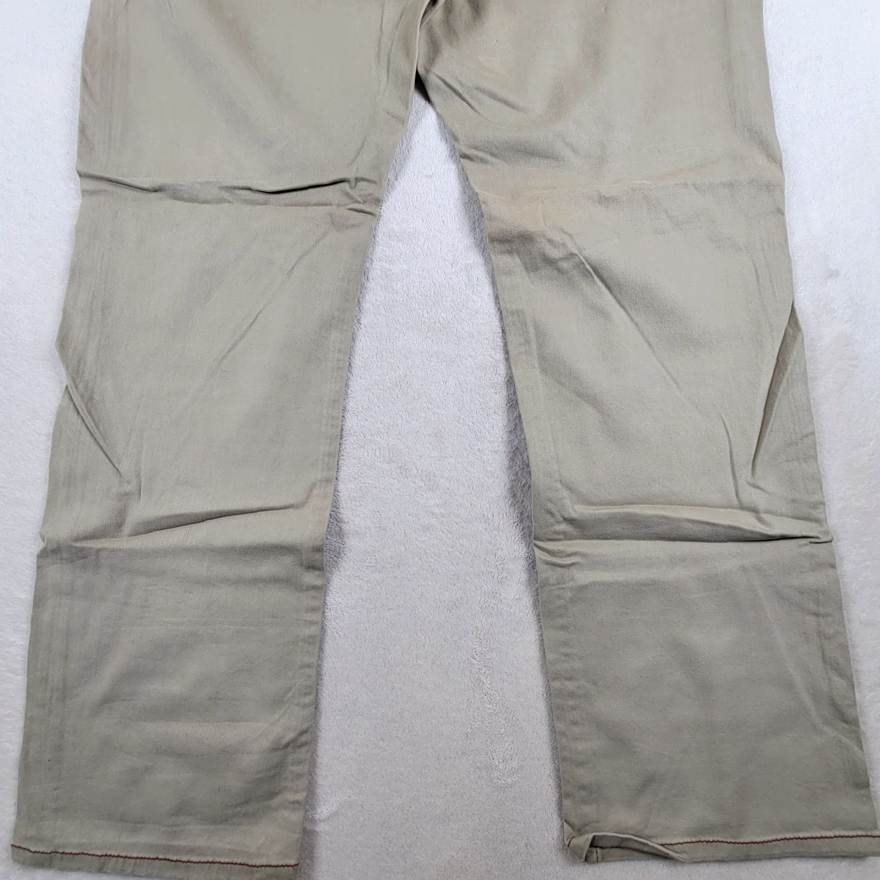 Tommy Bahama NWT Tommy Bahama Authentic Fit Men's Pants 44 Beige Twill Straight Leg Chino 5-Pocket Regular Men’s Belt Loops Cotton Spandex Inseam 34 NWT Size US 44 / EU 60 - 5 Thumbnail