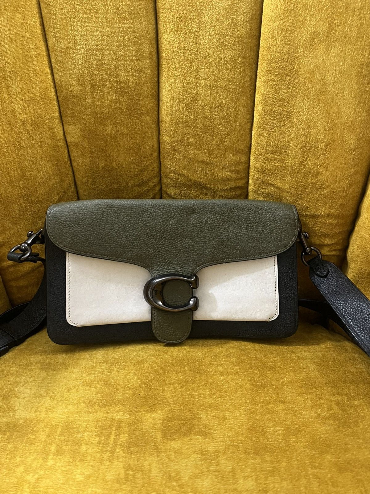 Coach, Women's