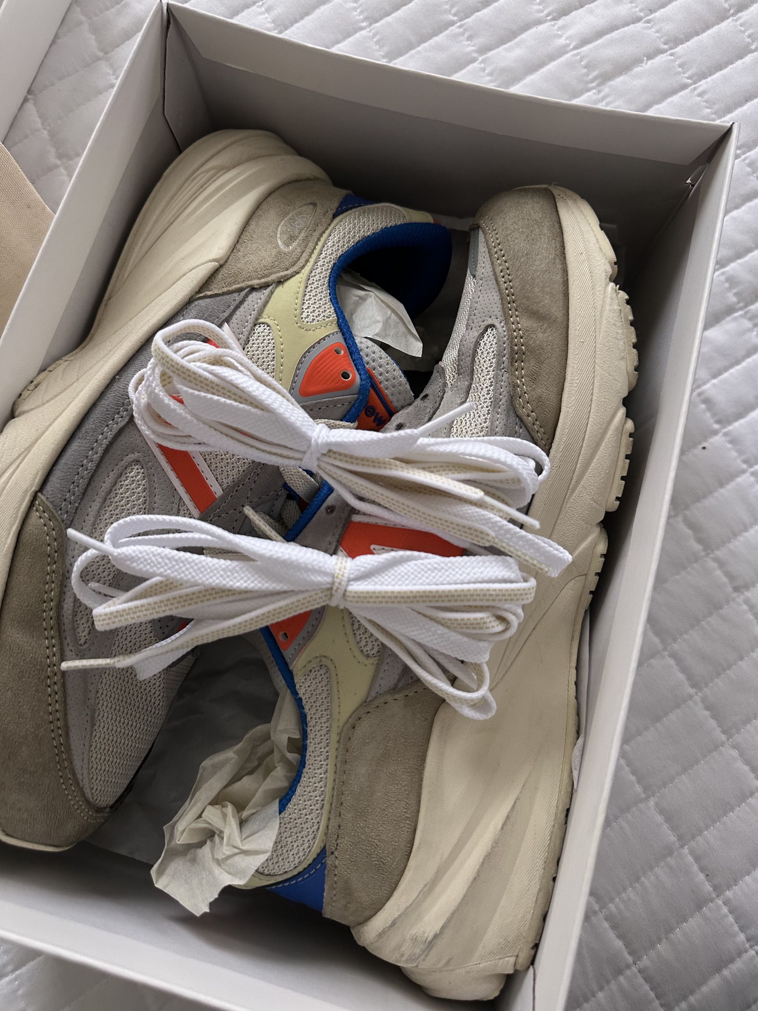 Kith × New Balance New Balance Kith x Madison Square Garden 990v6 NY KNICKS Size US 11.5 / EU 44-45 - 14 Thumbnail