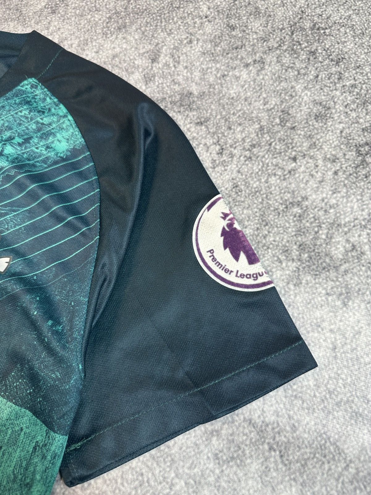 Nike Nike Tottenham Spurs 10 Kane Soccer Jersey Blokecore M Size US M / EU 48-50 / 2 - 4 Thumbnail